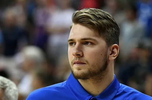 他在几场比 他在几场比