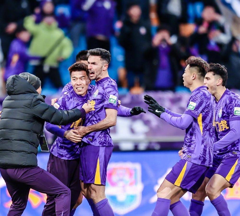 位压迫防守 位压迫防守